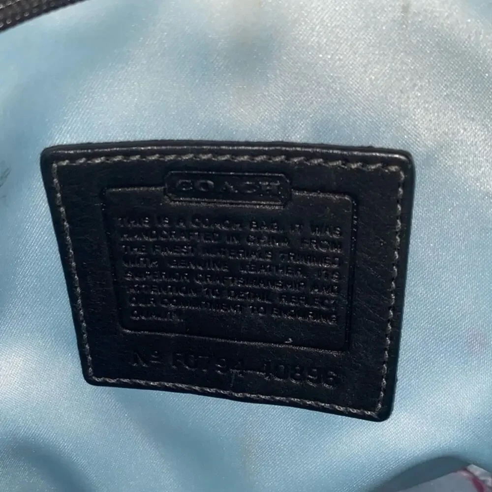 GUC Coach Vintage Black Signature Canvas Hobo Shoulder Bag - Picture 7 of 7